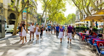 Atropelamento em Barcelona gera suspeita de atentado terrorista 